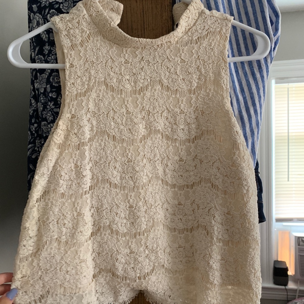 Forever 21 button top